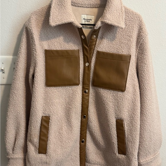 Abercrombie & Fitch Cream and Brown Sherpa Jacket - Picture 1 of 4